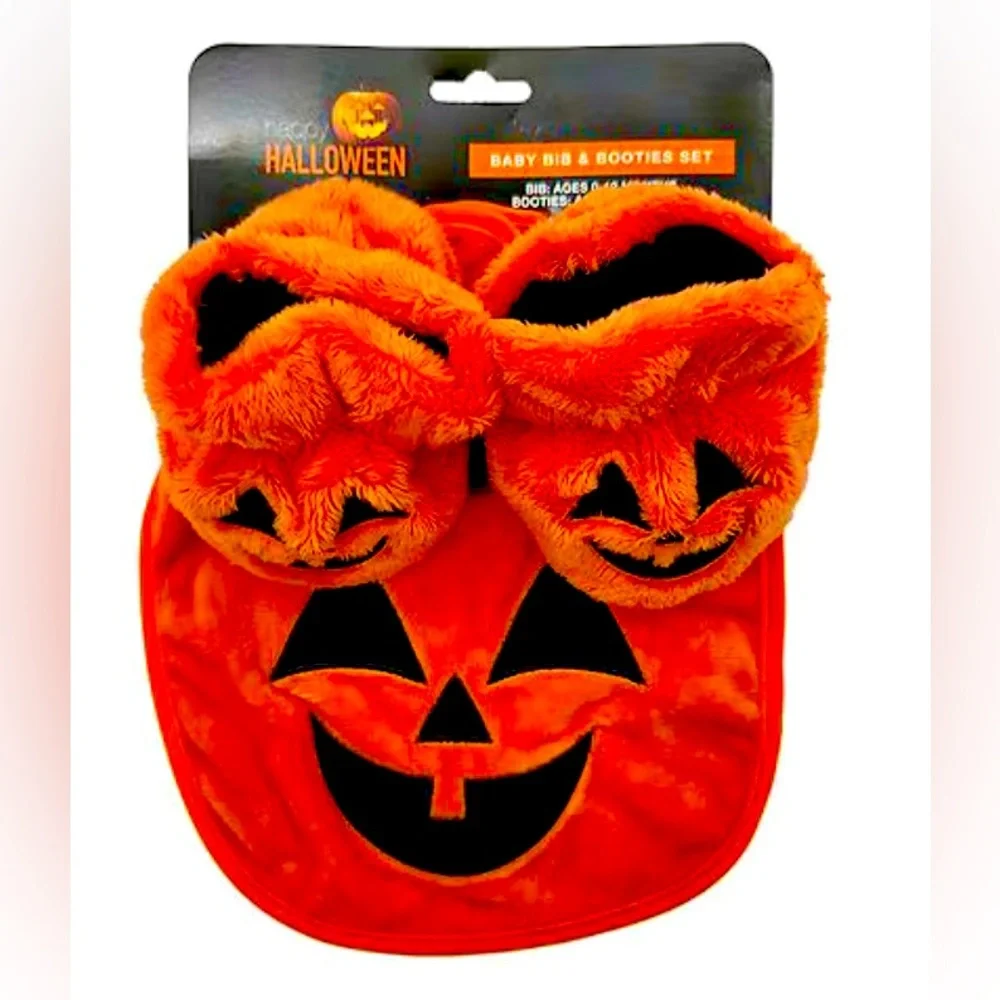HAPPY HALLOWEEN Baby Bib & Booties pumpkin Set size 0-12 months NWT
